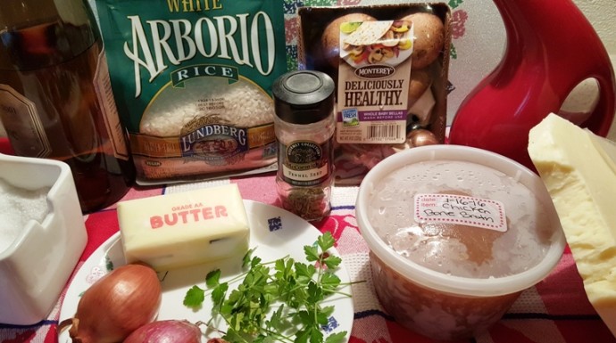 Cast of Ingredients for Instant Pot Mushroom Risotto
