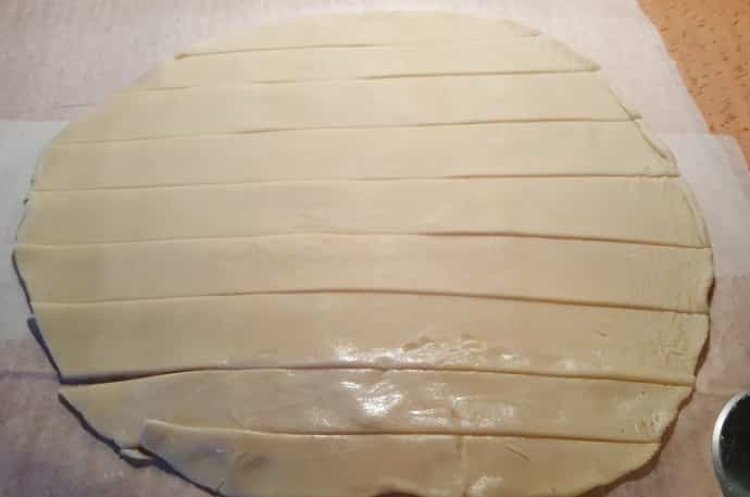 Roll Out Pie Crust, Cut in Strips