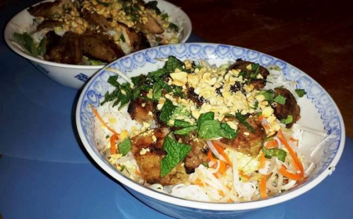 Bun Thịt Nướng Vietnamese BBQ Pork Cold Noodle Salad