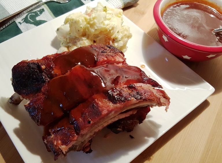 BBQ Baby Back Pork Ribs with Sauce
