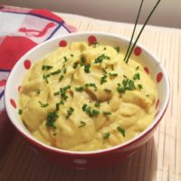Turmeric Mashed Cauliflower with Chives