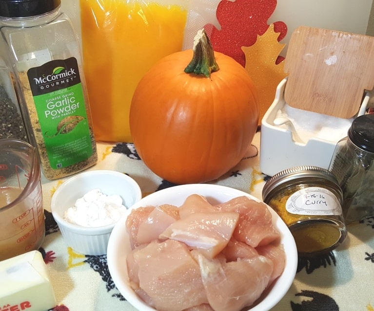 Cast of Ingredients for Instant Pot Creamy Pumpkin Curry Chicken