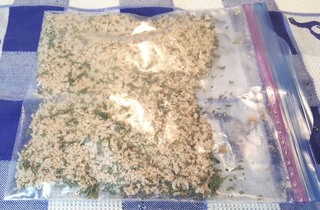 Homemade Shake 'N Bake Coating Mix {Copycat Recipe} This Old Gal