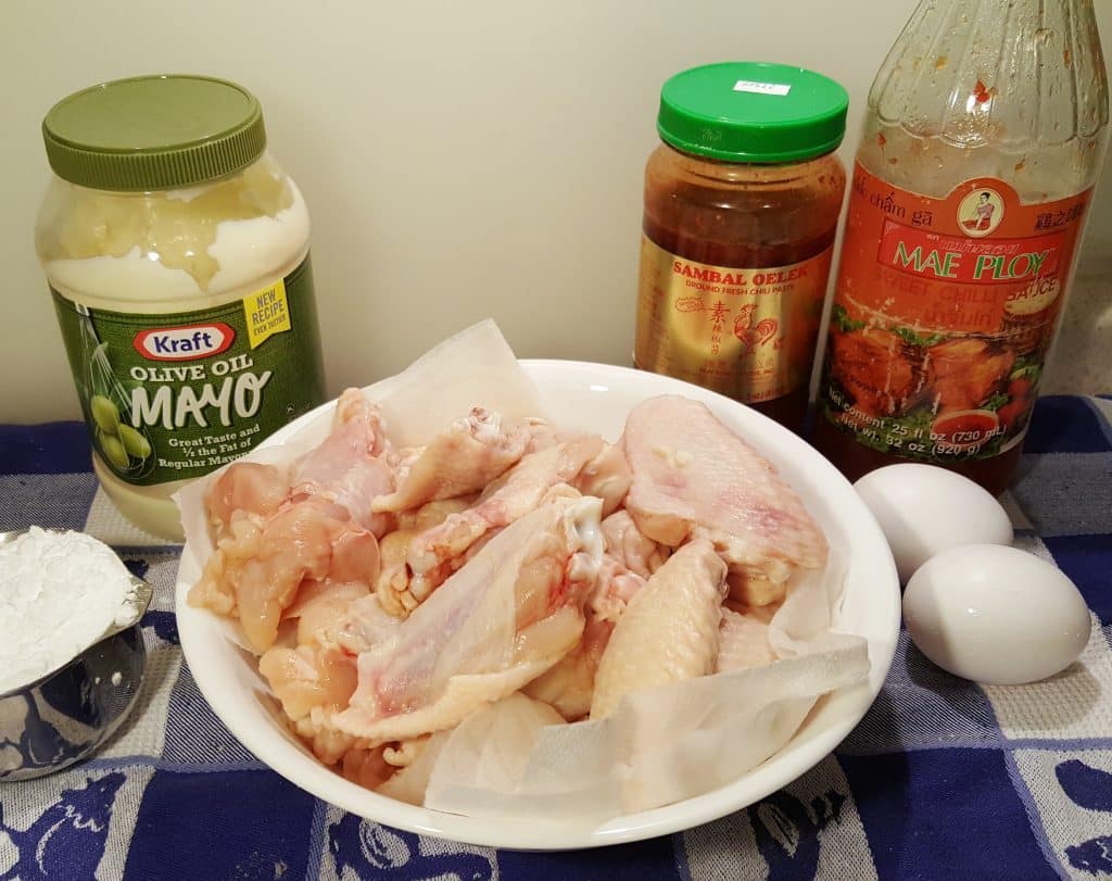 Cast of Ingredients for Air Fryer Spicy Bang Bang Chicken Wings