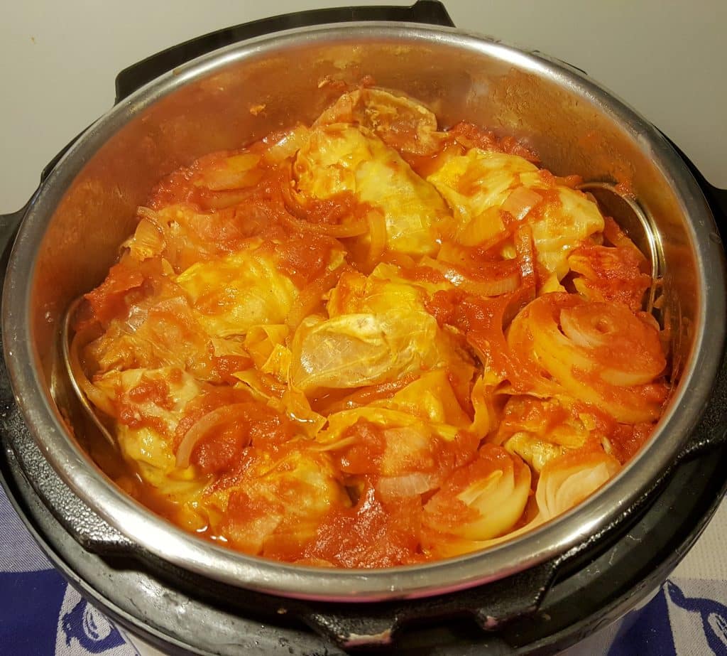 A Whole Pot of Jewish Sweet and Sour Stuffed Cabbage Rolls!