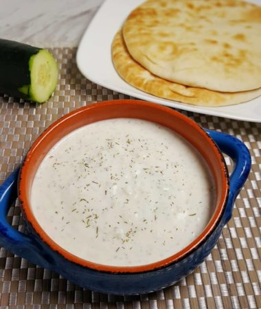 Greek Tzatziki Sauce Recipe {Garlic Cucumber Yogurt Dip}