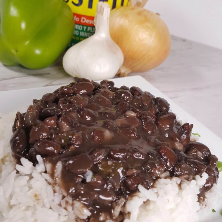 Pressure Cooker Cuban Black Beans {Frijoles Negros} This Old Gal