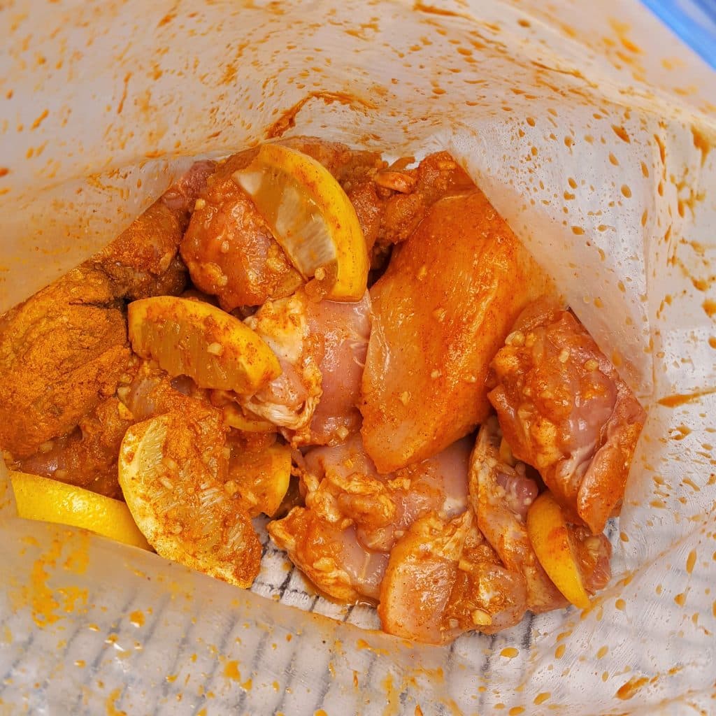 Chicken and Spices Marinate for 30 Minutes