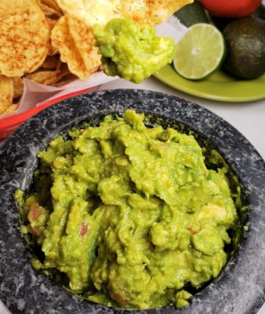 This Old Gal's Simple Guacamole
