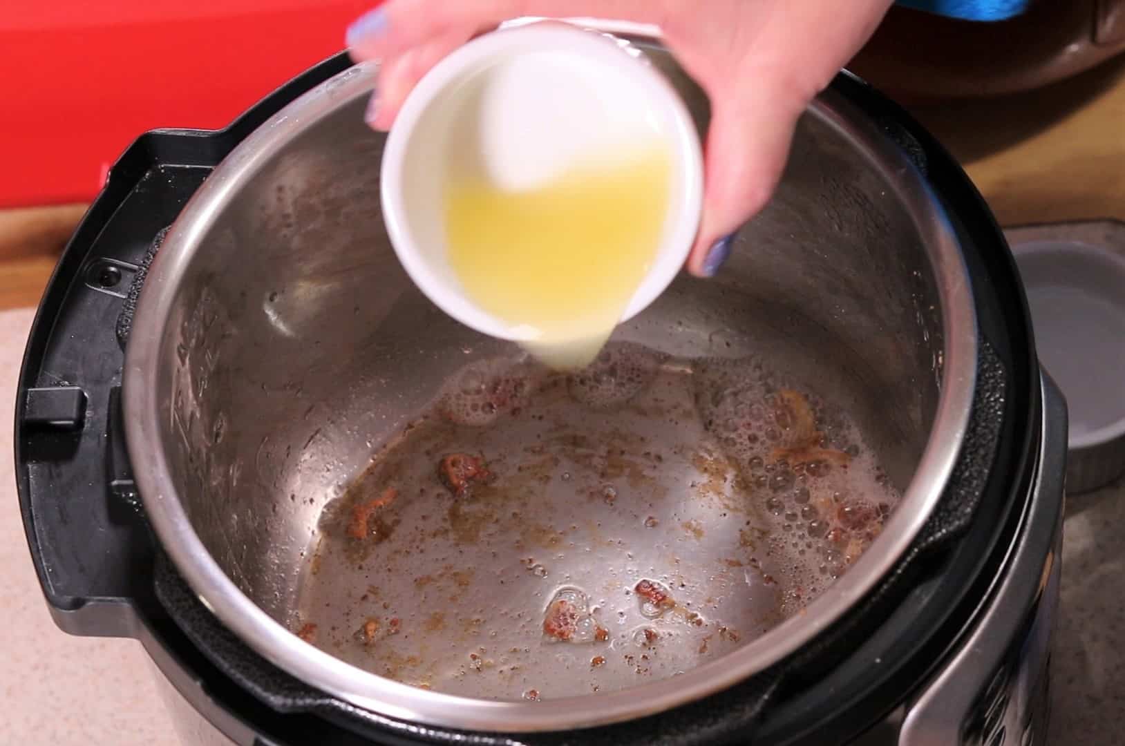 Deglaze Cooking Pot with Lemon Juice Image