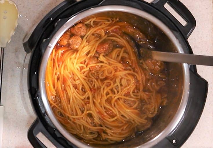Instant Pot Spaghetti and Meatballs + Video This Old Gal